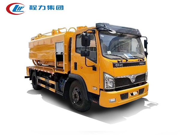 國(guó)六新款多利卡清洗吸污車(chē)