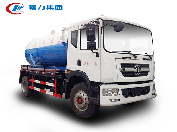 東風(fēng)多利卡D9吸污車(chē)