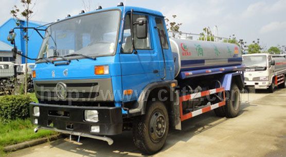 東風(fēng)145多功能灑水車(chē)