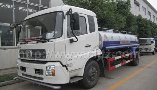 東風天錦綠化噴灑車