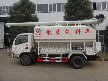 小型散裝飼料運輸車